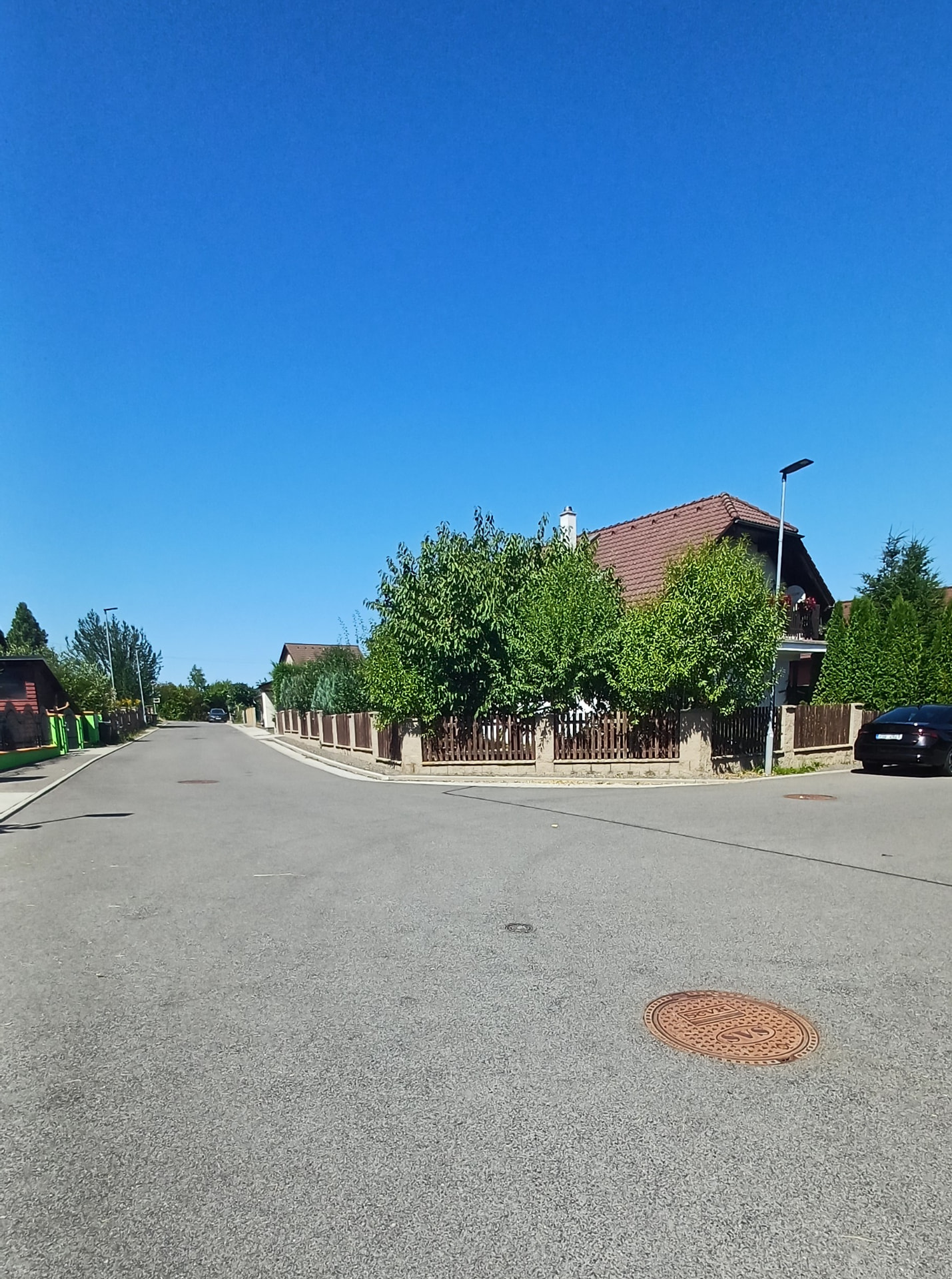 Dokončení povrchu ul. Duhová